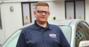 Lee McCarthy Lee McCarthy - System Driving School