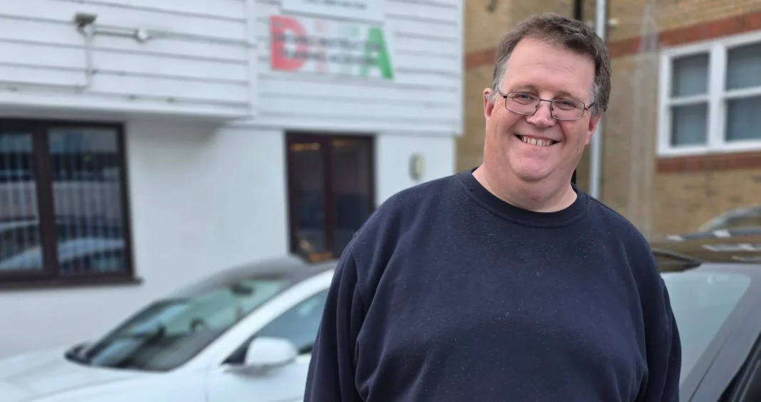 Simon Stott Simon Stott - System Driving School